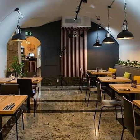 Discover Krakow Apartments - 3 Rakowicka St - Classic Apartments Near Main Station - Netflix المظهر الخارجي الصورة