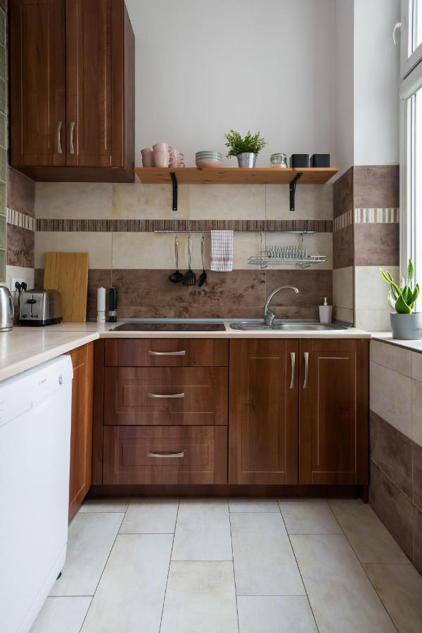 Discover Krakow Apartments - 3 Rakowicka St - Classic Apartments Near Main Station - Netflix المظهر الخارجي الصورة