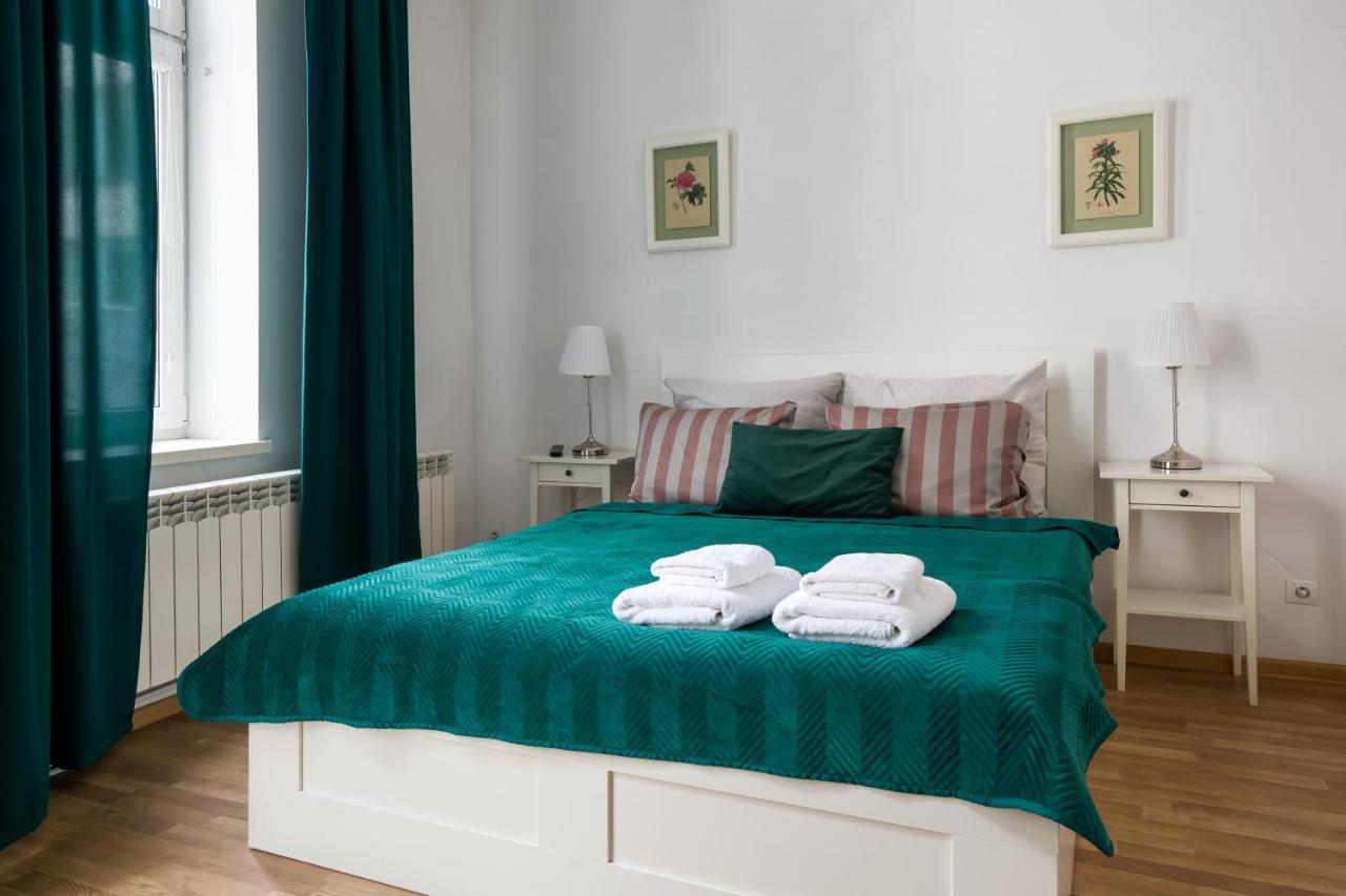 Discover Krakow Apartments - 3 Rakowicka St - Classic Apartments Near Main Station - Netflix المظهر الخارجي الصورة