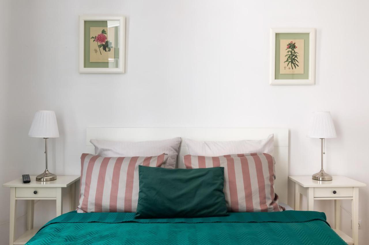 Discover Krakow Apartments - 3 Rakowicka St - Classic Apartments Near Main Station - Netflix المظهر الخارجي الصورة