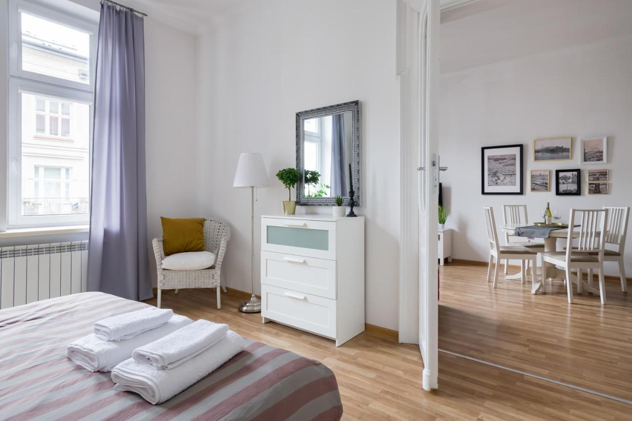 Discover Krakow Apartments - 3 Rakowicka St - Classic Apartments Near Main Station - Netflix المظهر الخارجي الصورة