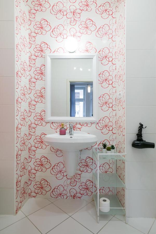 Discover Krakow Apartments - 3 Rakowicka St - Classic Apartments Near Main Station - Netflix المظهر الخارجي الصورة